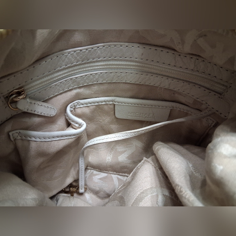 Michael Kors Cream Leather Satchel with Gold Hardware - Picture 12 of 12